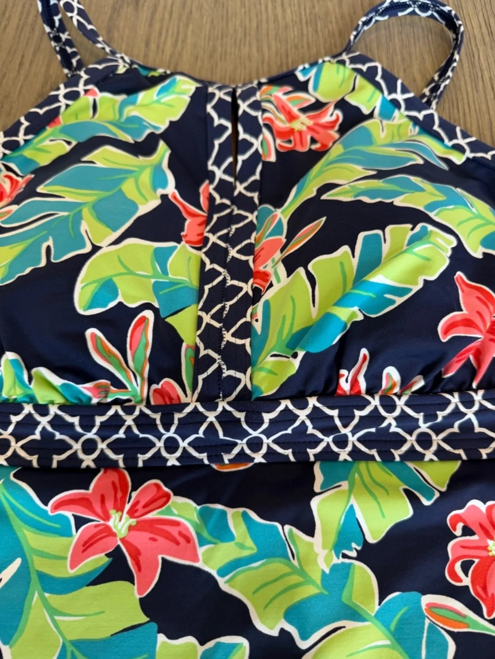 LANDS END Navy Tropical Flower Tankini Top Swim Vacation Beach Pool Womens 10